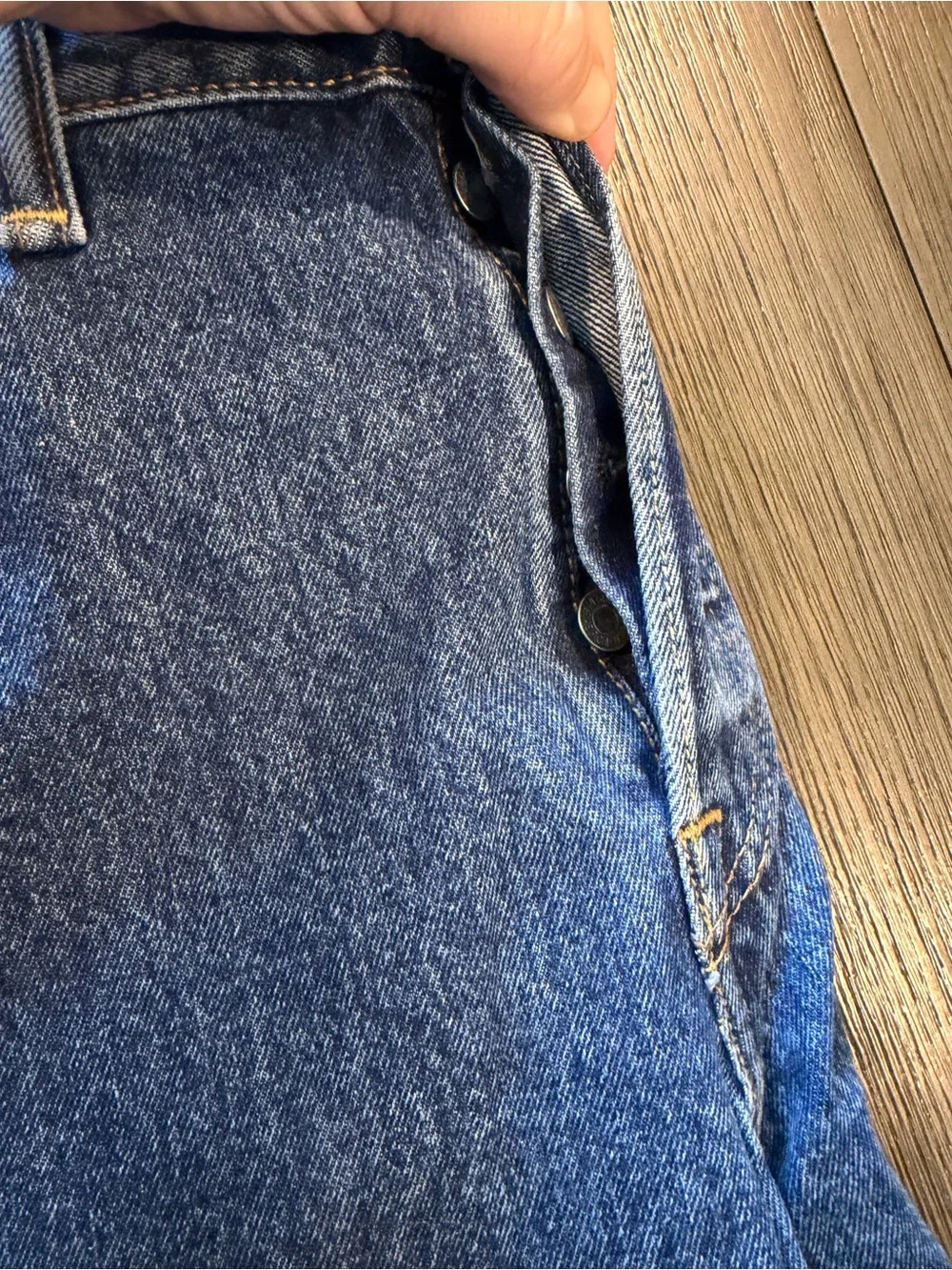 Levi's Men's Straight Blue Denim Jeans with Signature Back Patch
